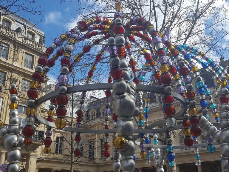 Metro Palais-Royal Place Colette