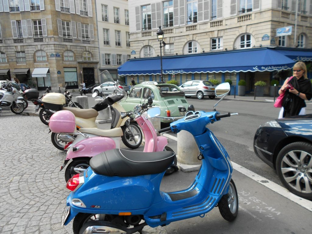 Scooters color Odeon